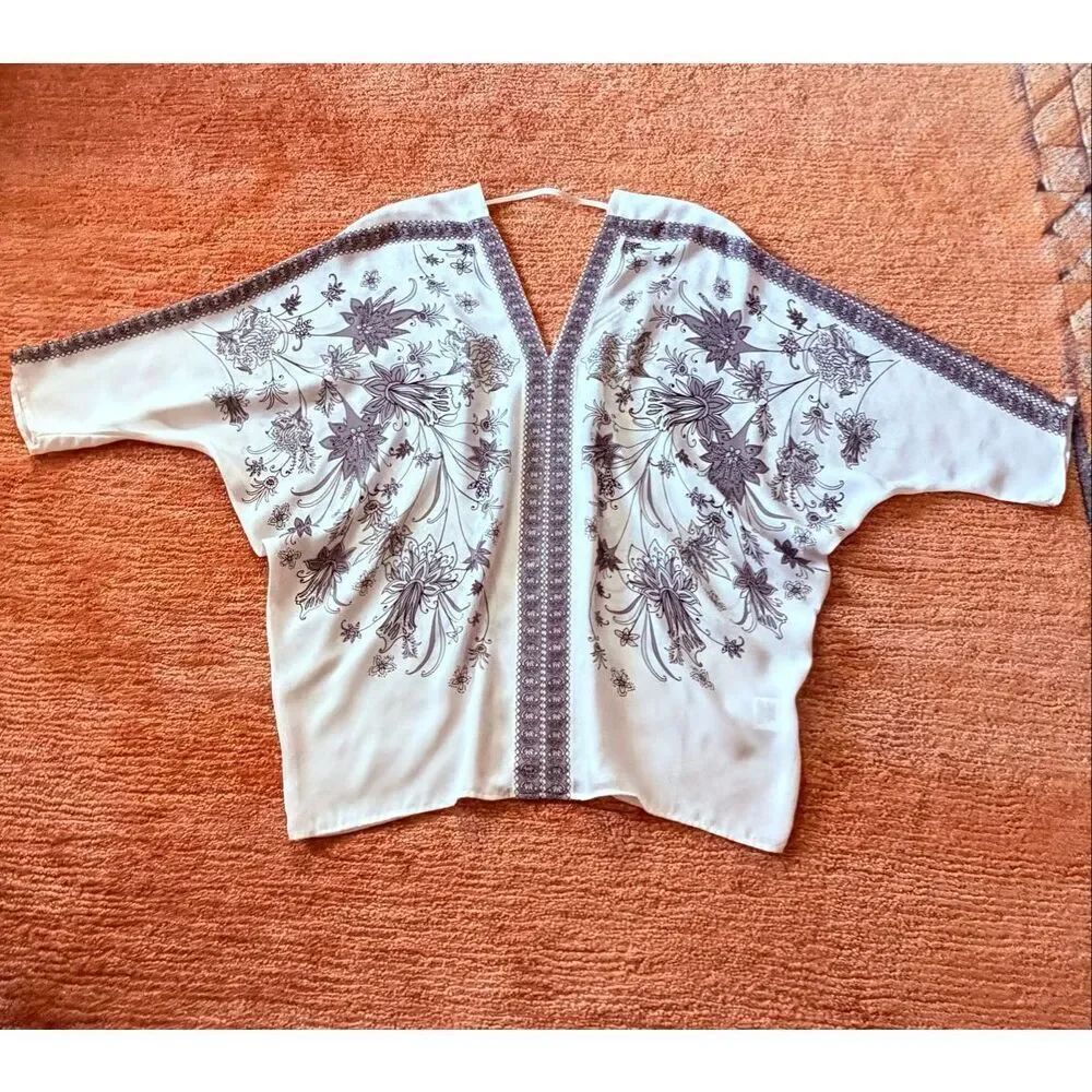 Rose + Olive Floral Kimono Top Lace Trim Boho Size S
